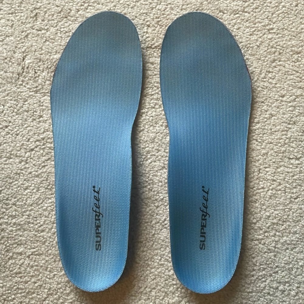 Super feet Blue insoles, size E, medium arch support